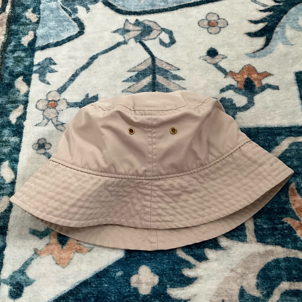 Hnm Beige Bucket Hat